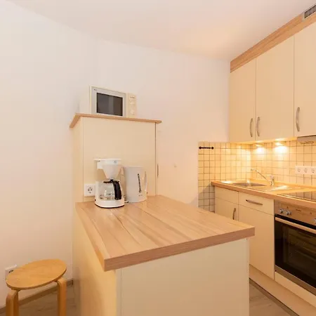 Lord Nelson 418 Apartment